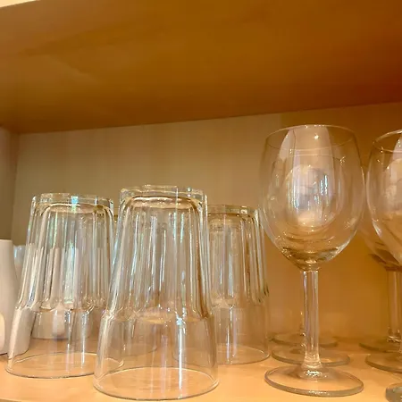 Bis Zu 6 Personen Balkon Neu * גלזנקירכן