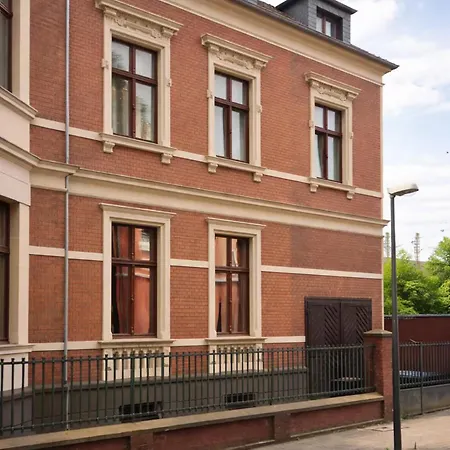 Bis Zu 6 Personen Balkon Neu *